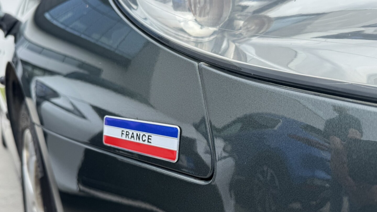 Peugeot 407