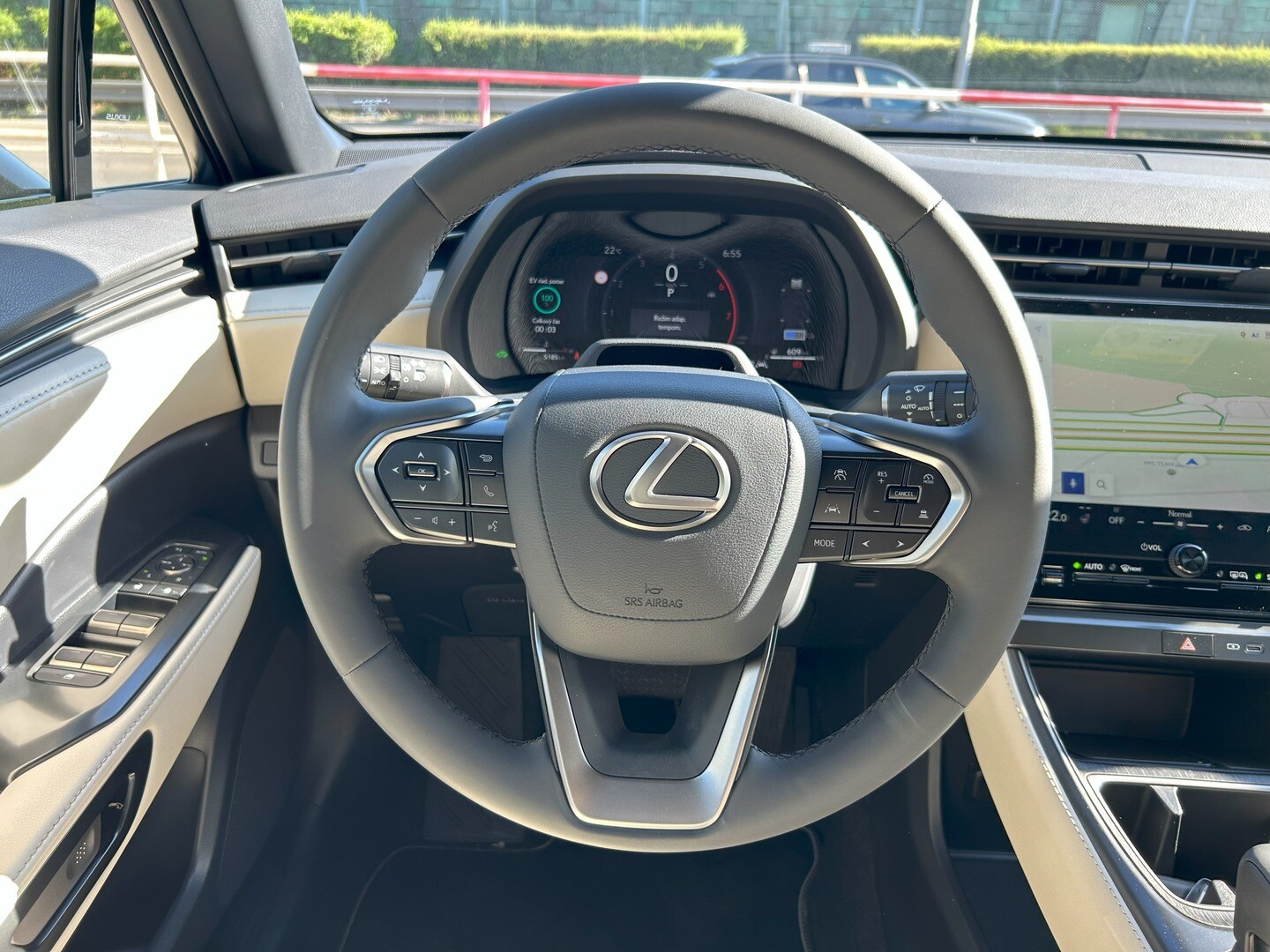 Lexus LBX