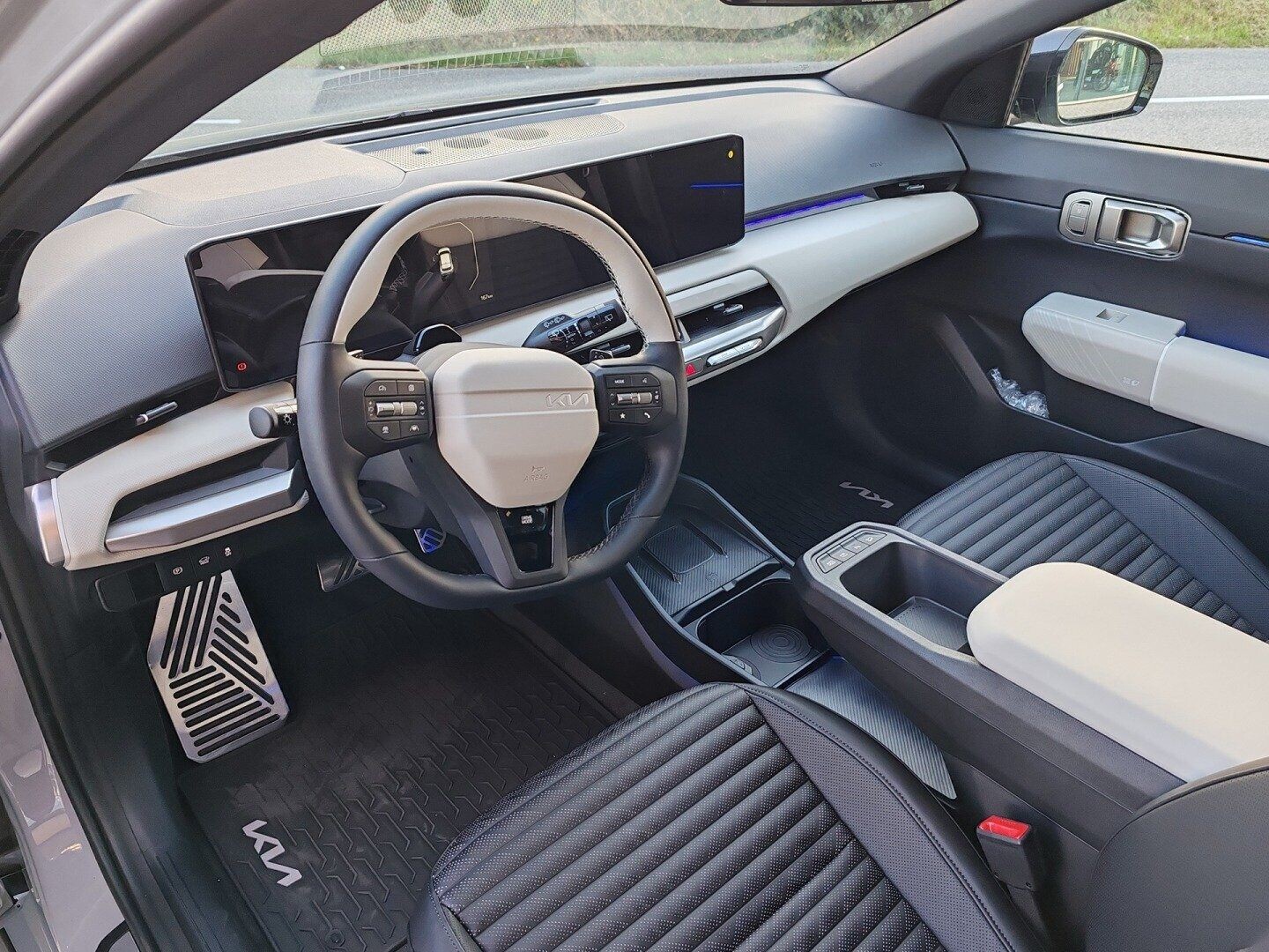 Kia EV4