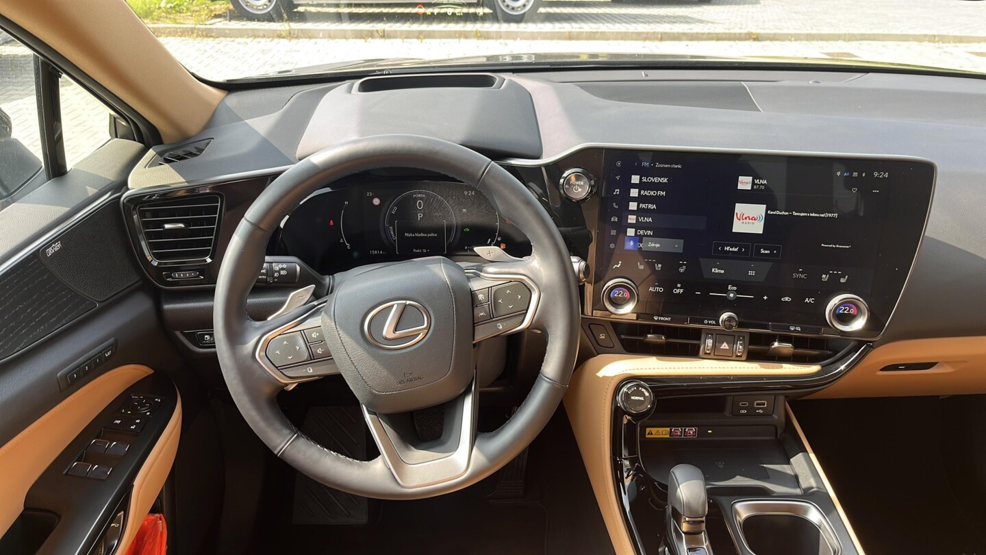 Lexus NX