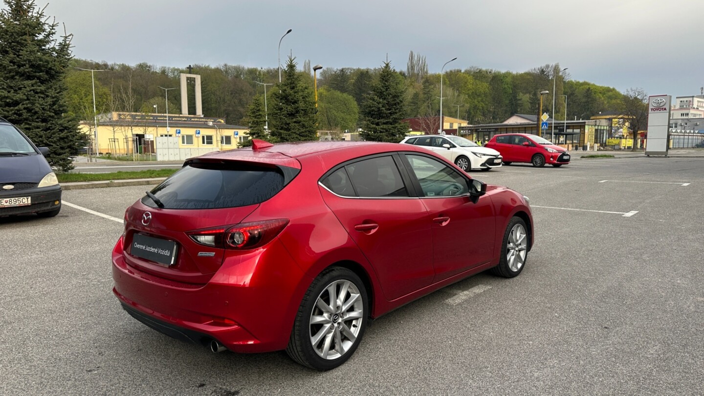 Mazda 3