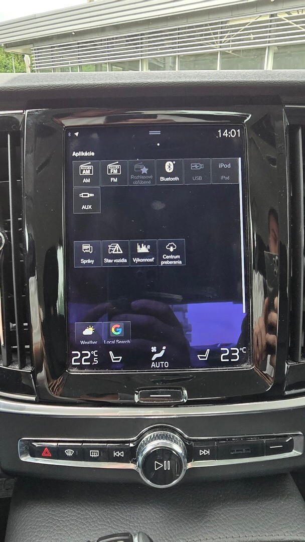 Volvo S90