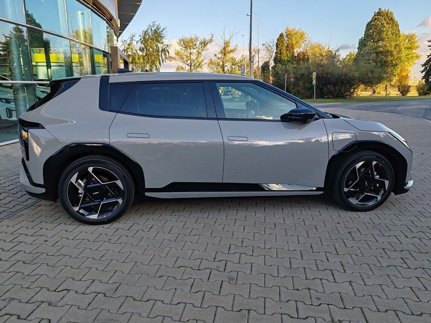 Kia EV4