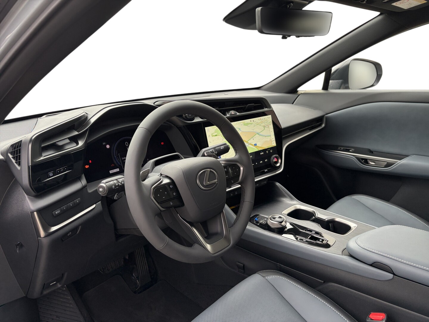 Lexus RZ