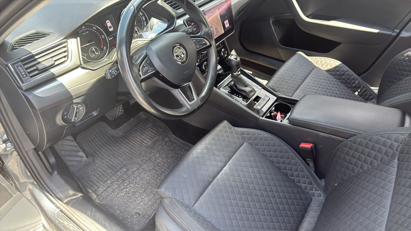 Škoda Superb