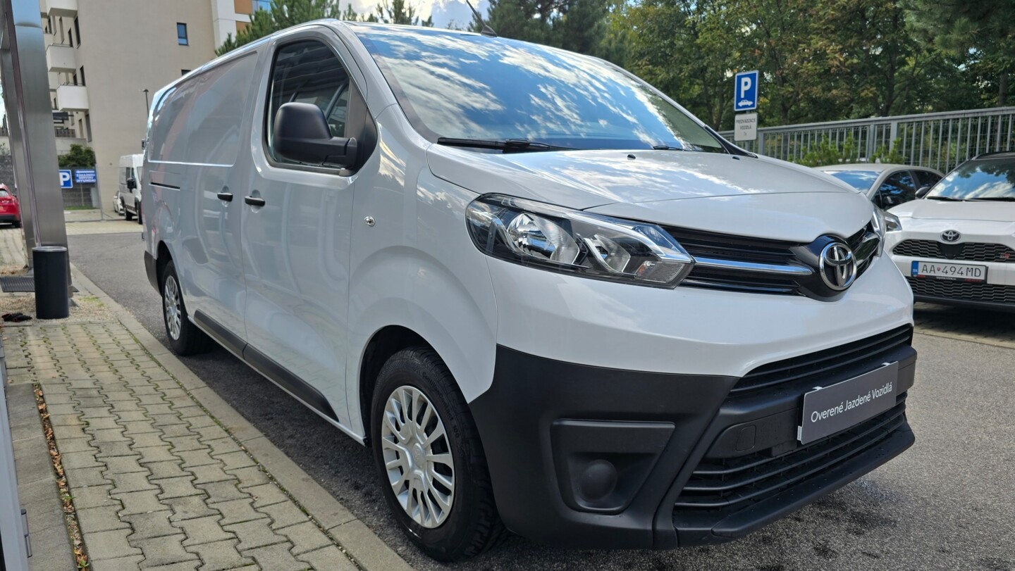 Toyota PROACE