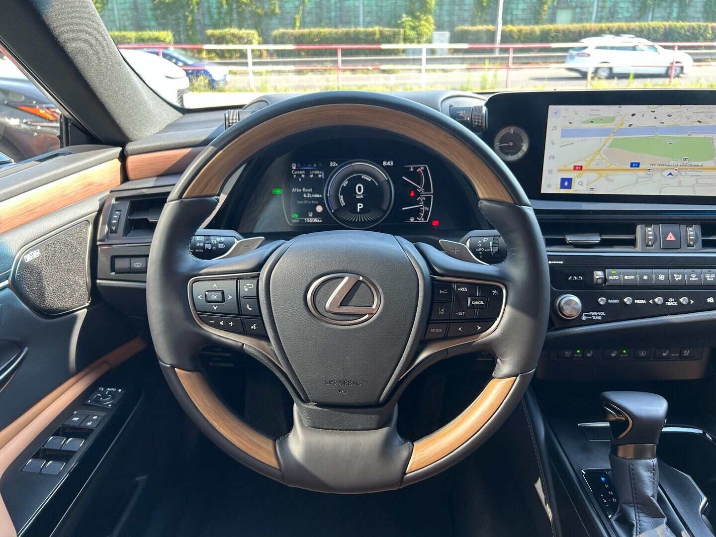 Lexus ES