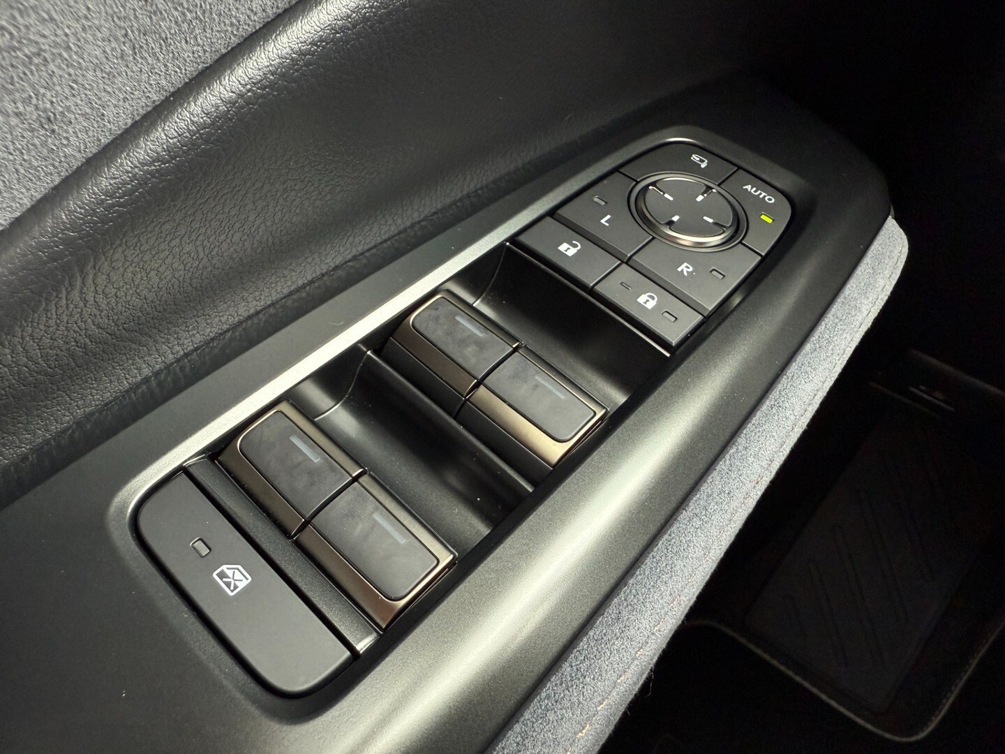 Lexus LBX