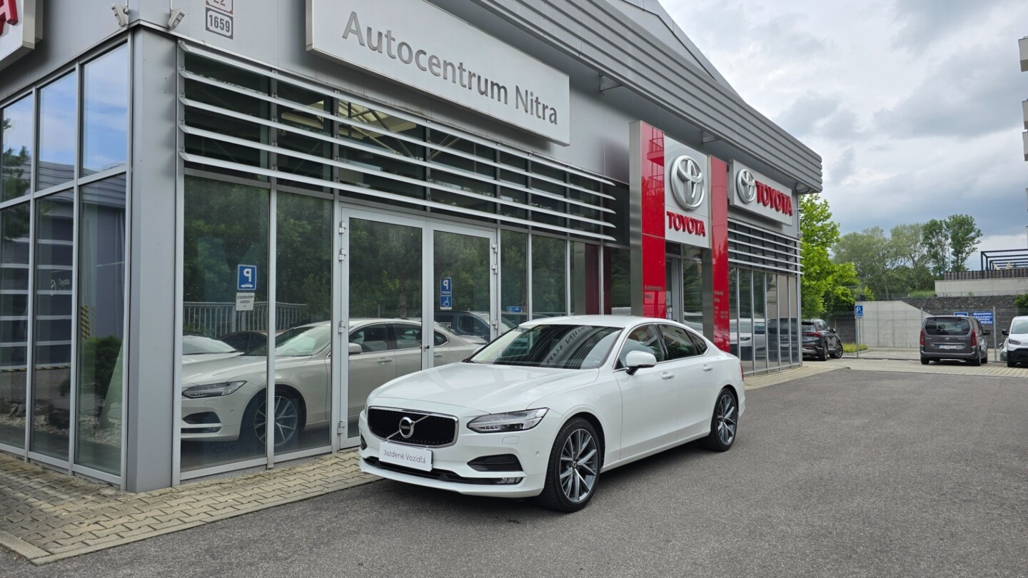 Volvo S90