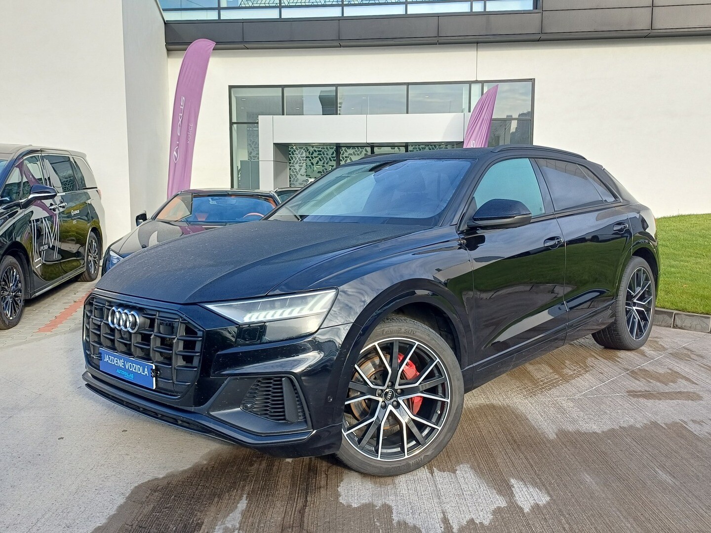 Audi Q8