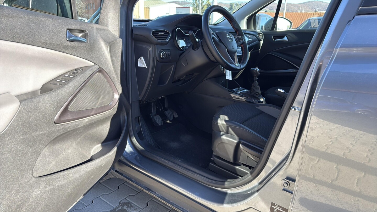 Opel Crossland X