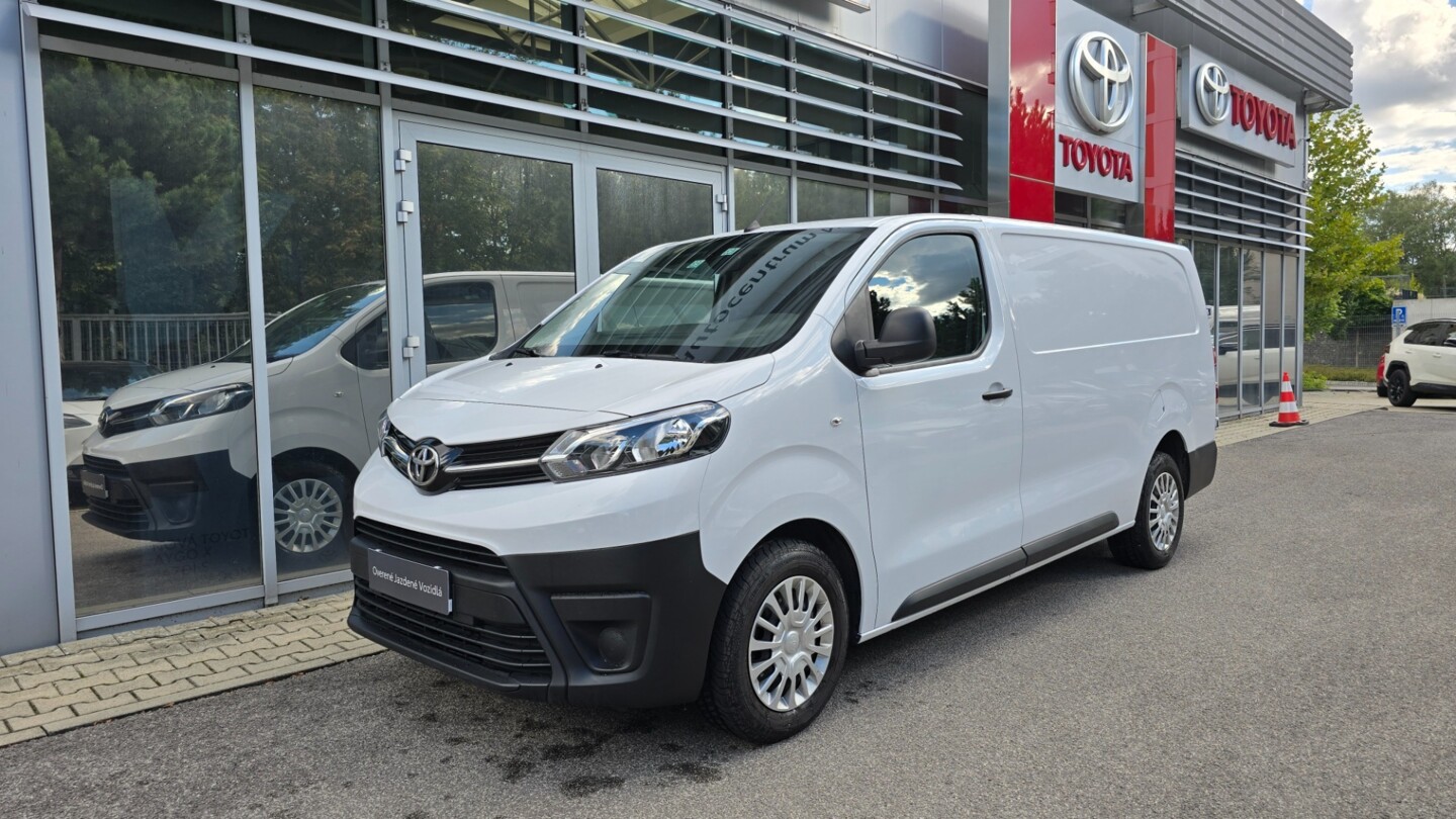 Toyota PROACE