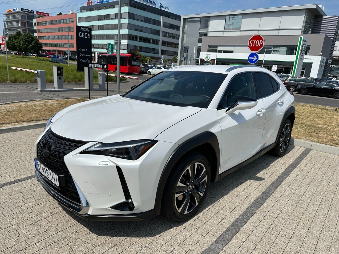 Lexus UX