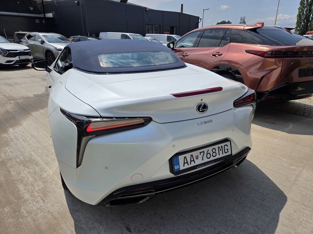 Lexus LC