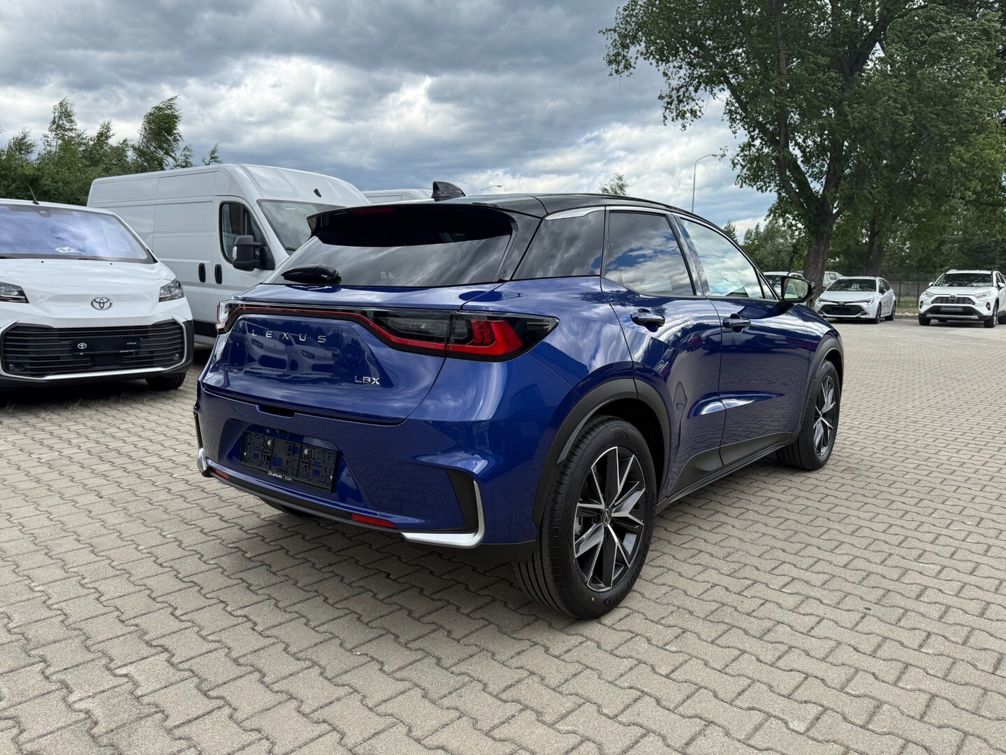 Lexus LBX
