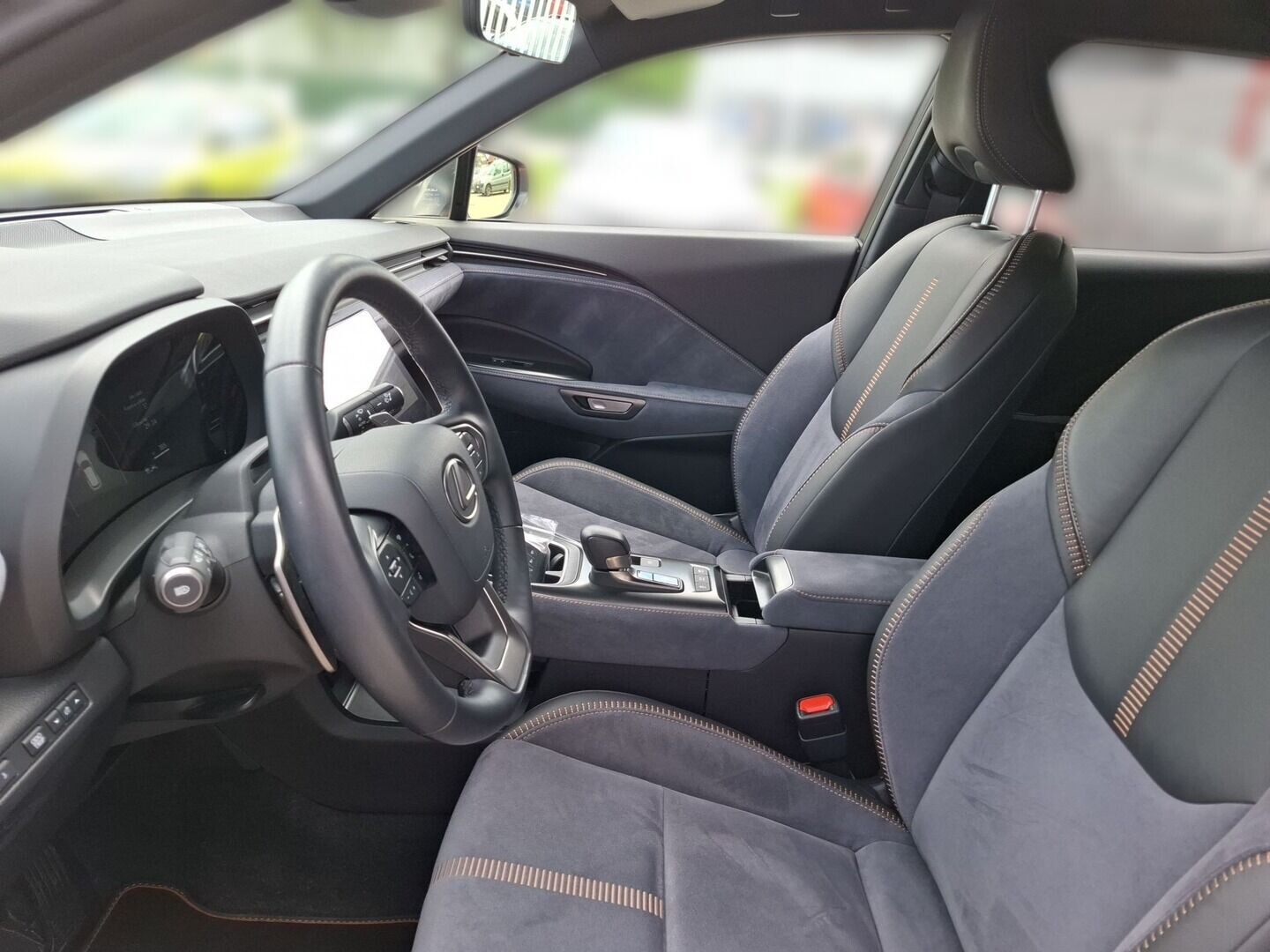 Lexus LBX