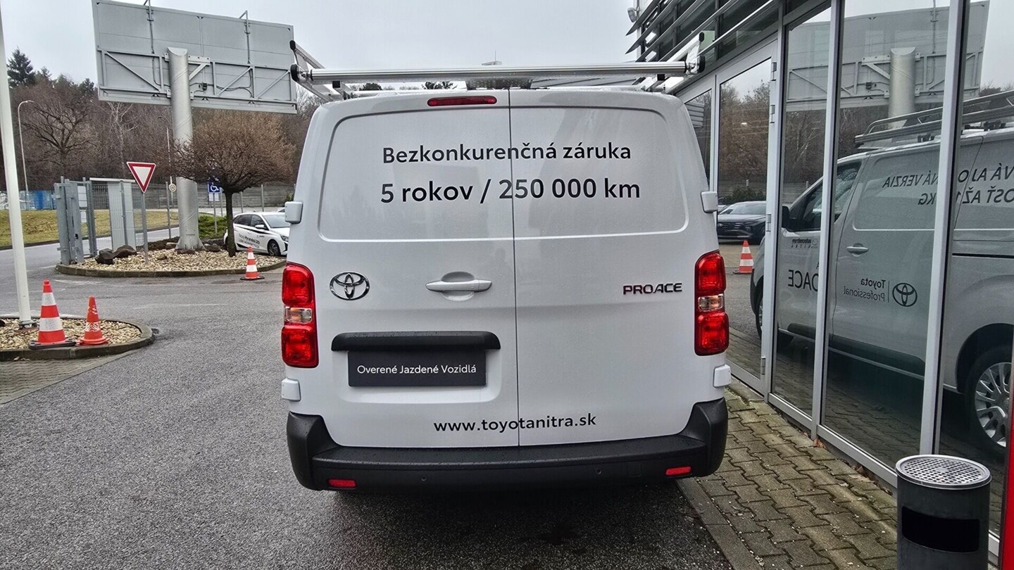 Toyota PROACE