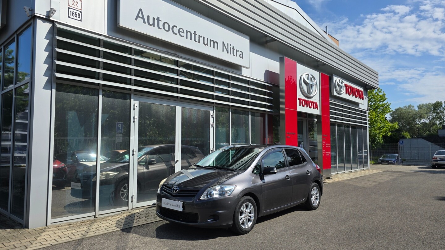 Toyota Auris
