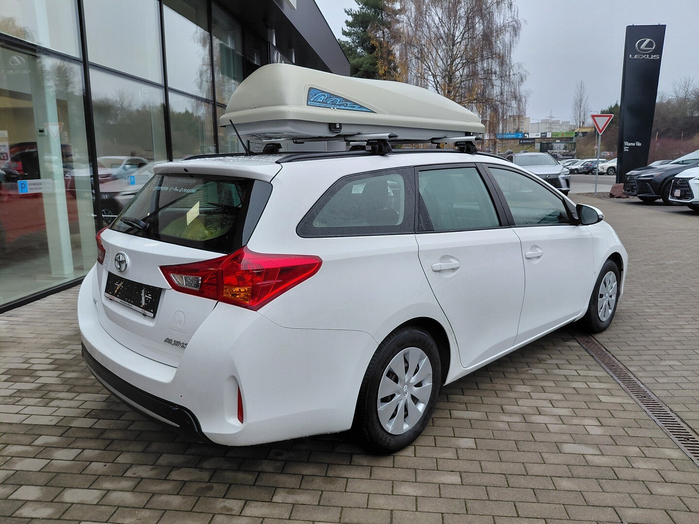 Toyota Auris