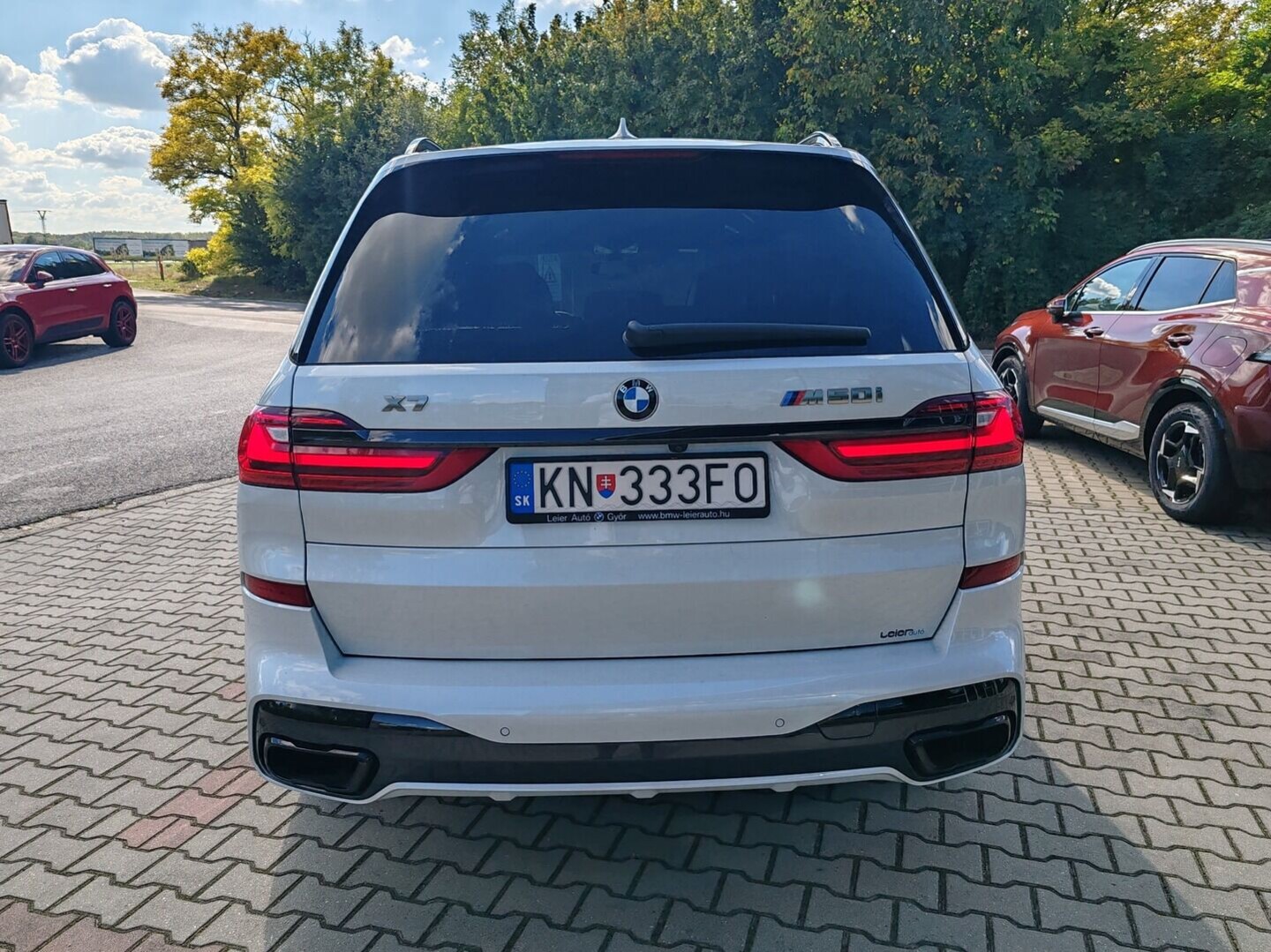 BMW X7