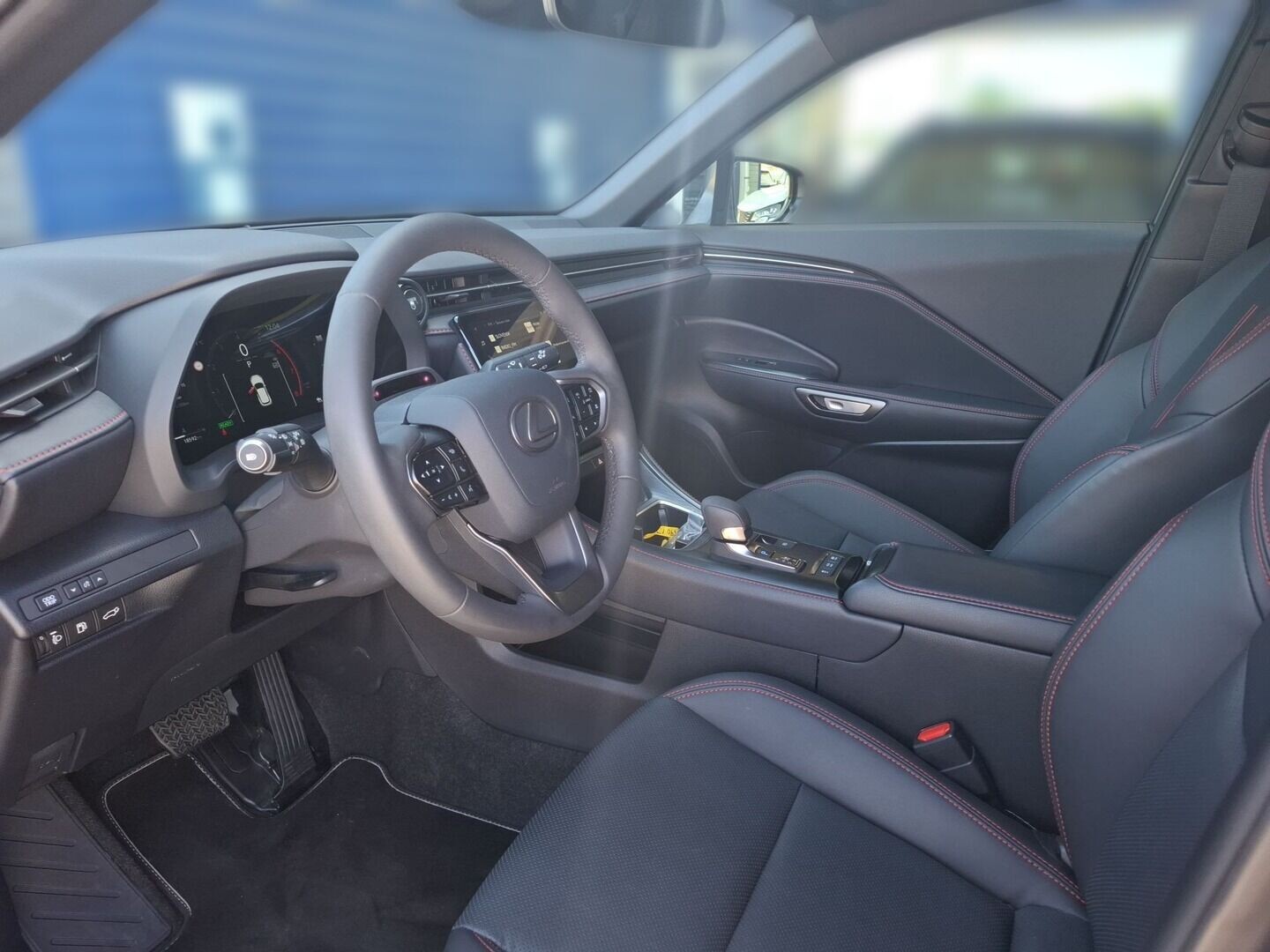 Lexus LBX