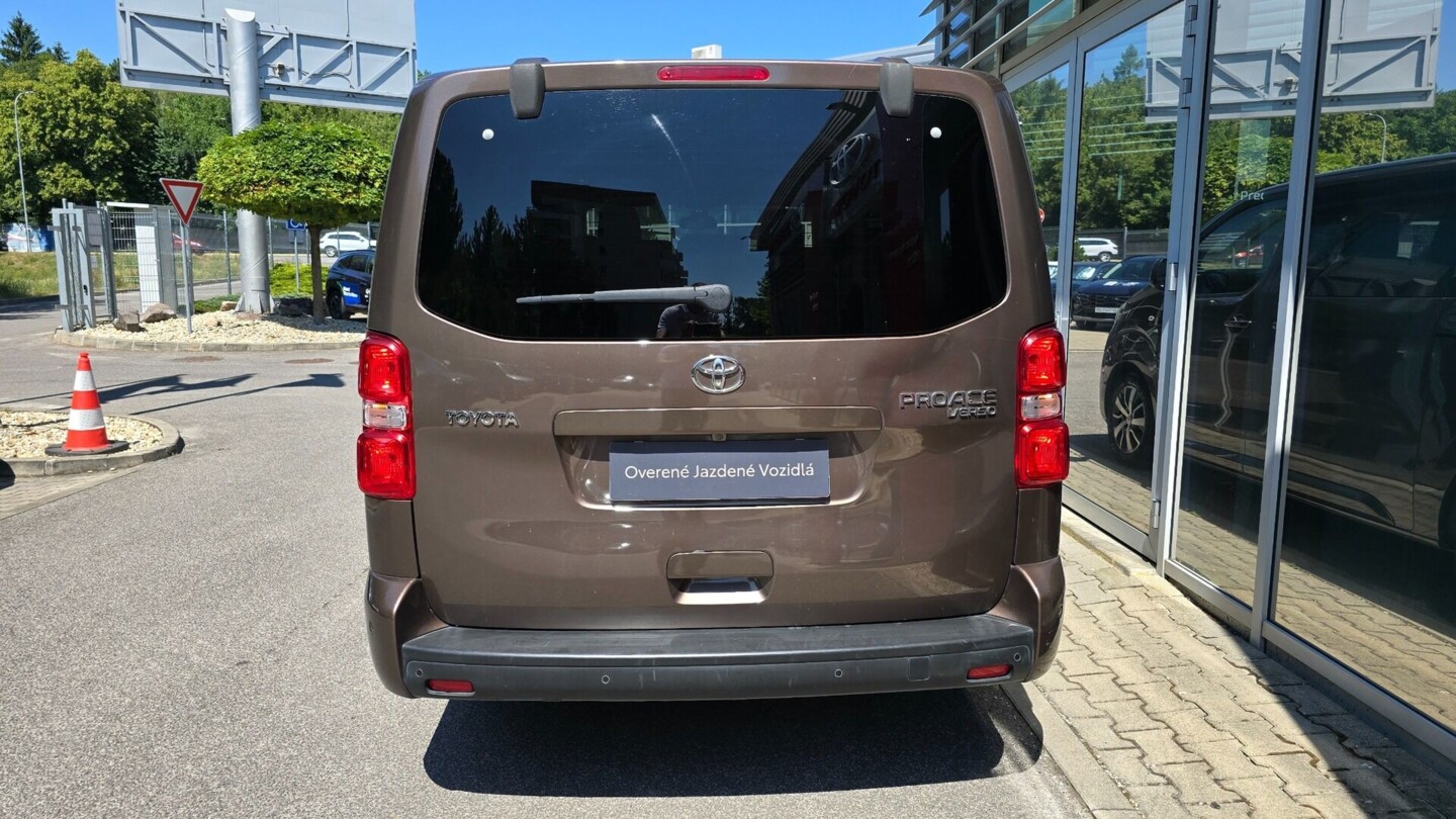Toyota PROACE VERSO