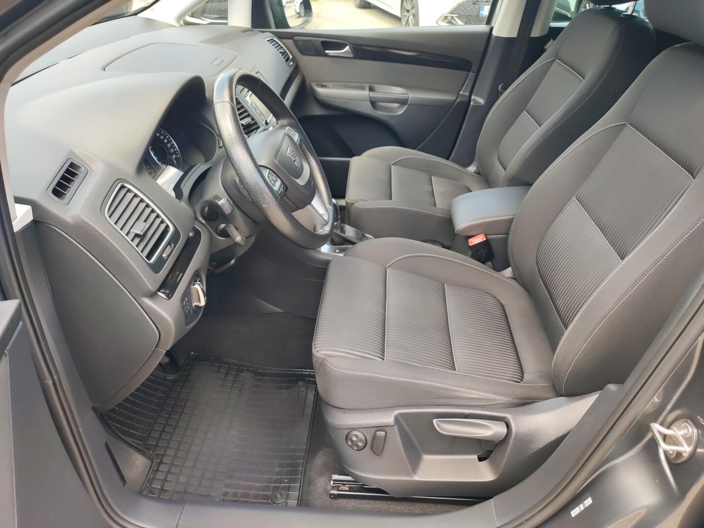Seat Alhambra