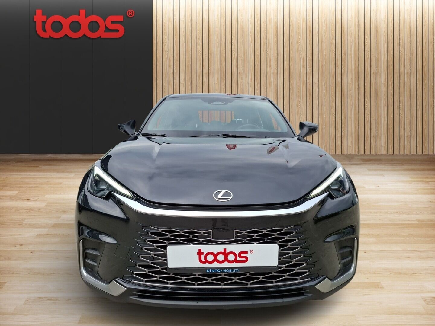 Lexus LBX