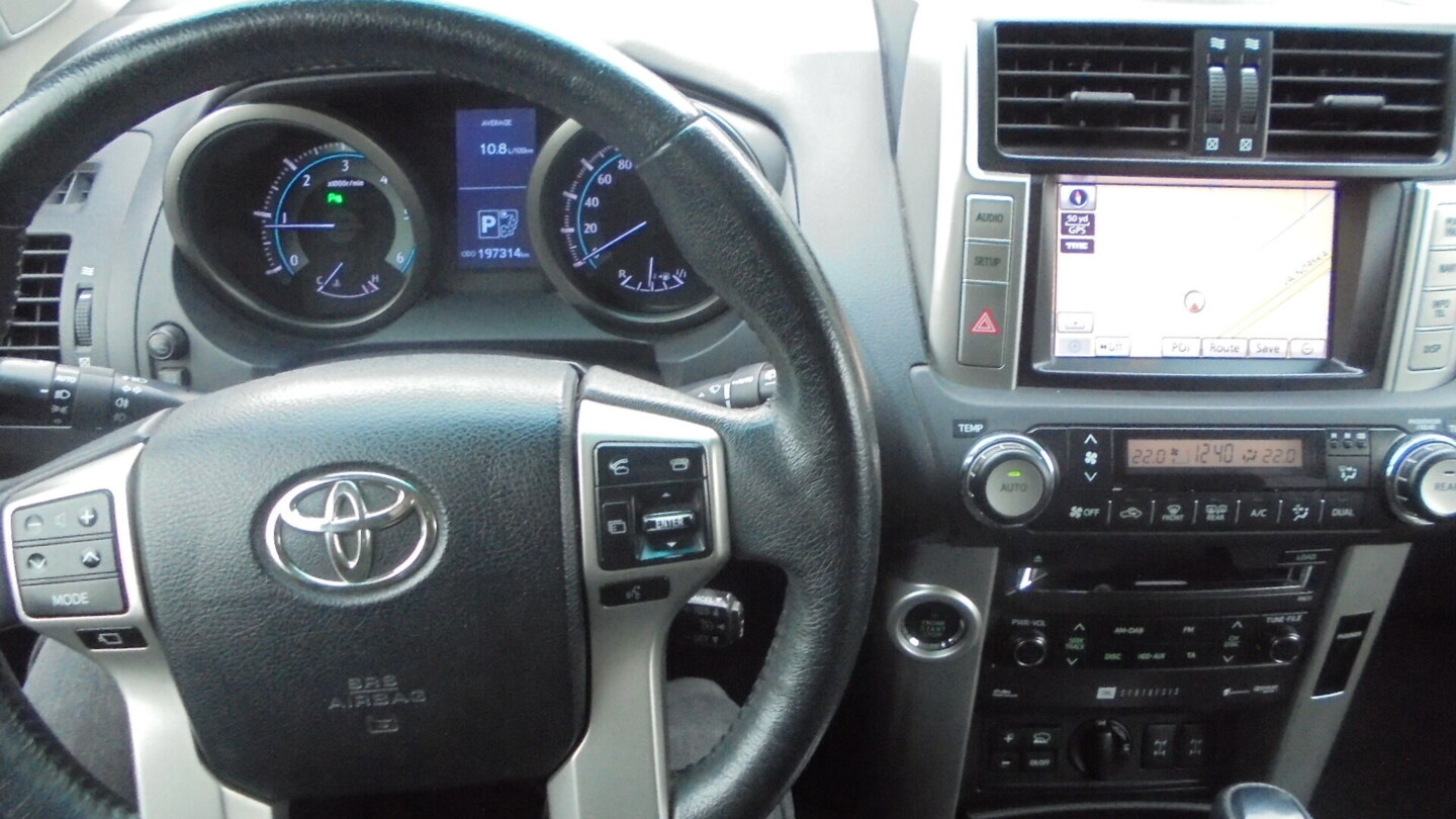 Toyota Land Cruiser