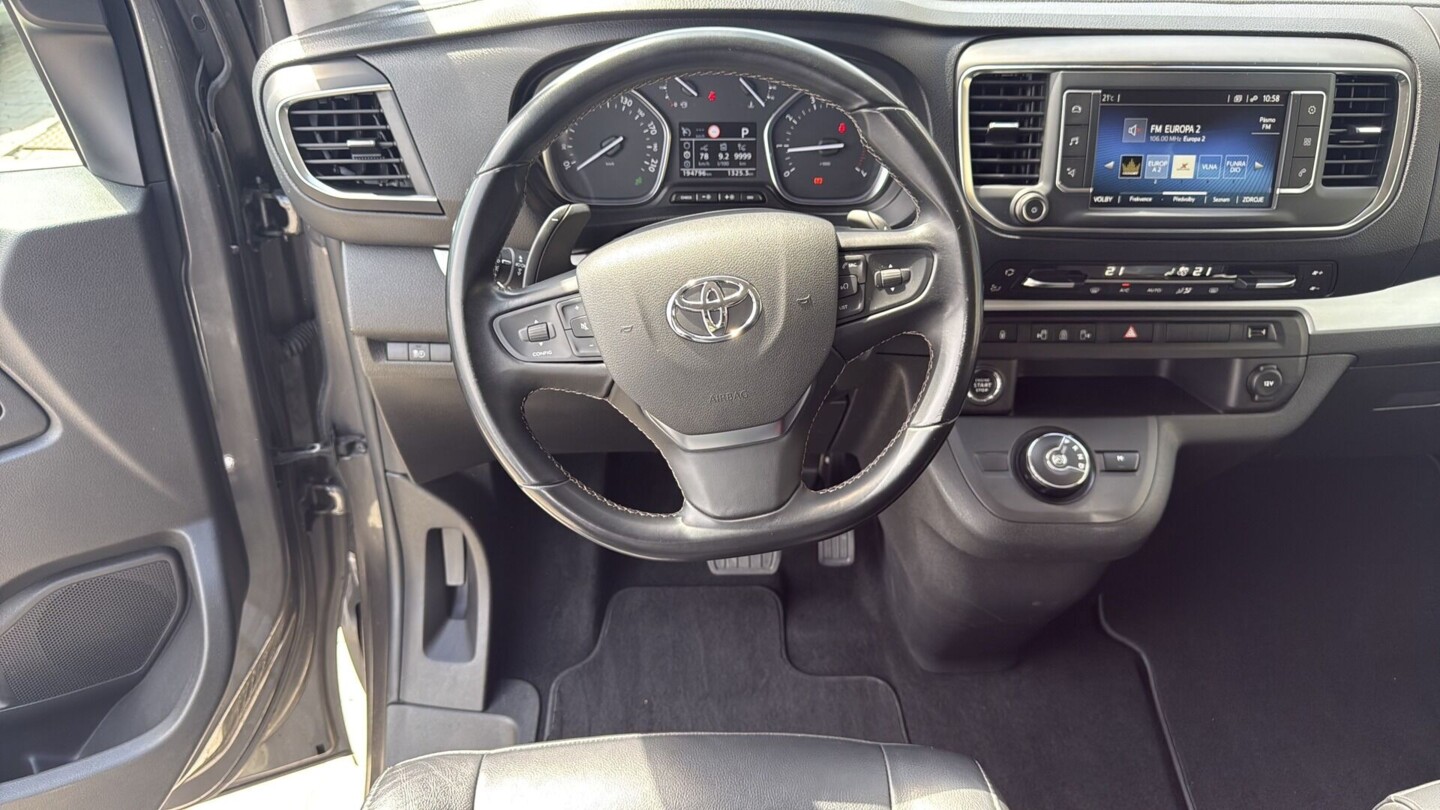 Toyota PROACE