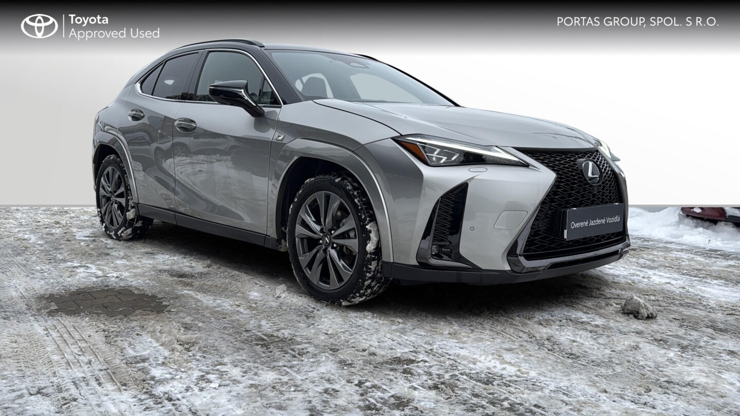 Lexus UX