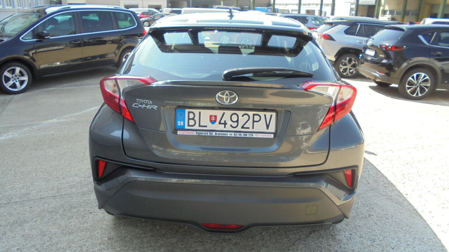 Toyota C-HR