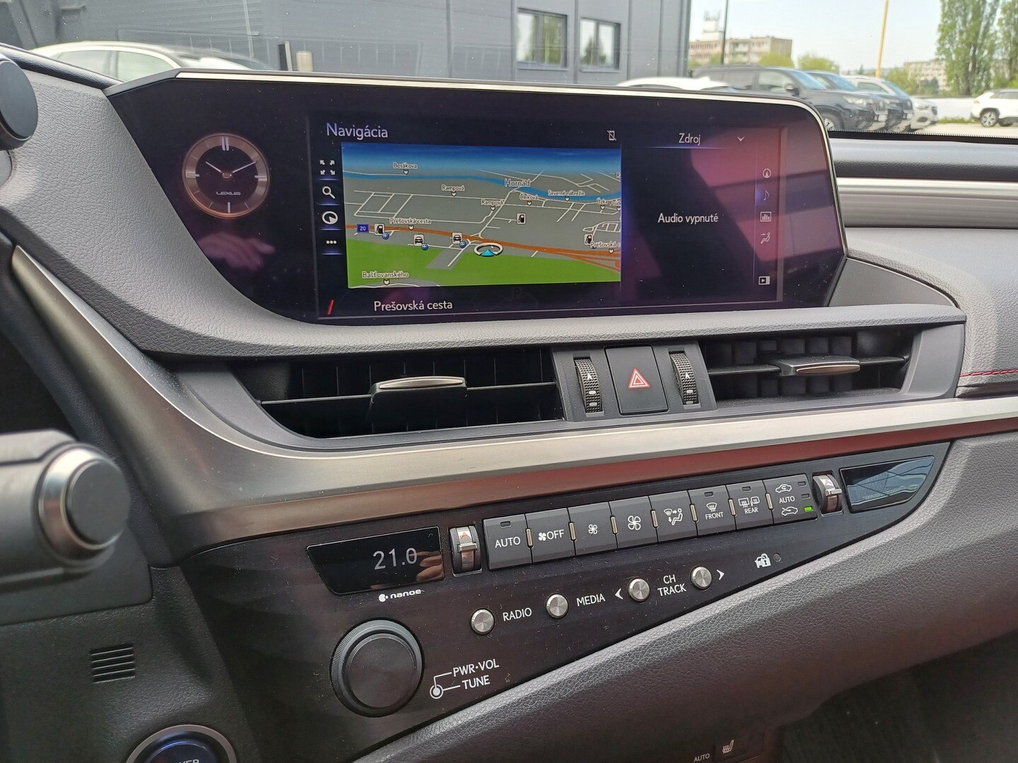 Lexus ES