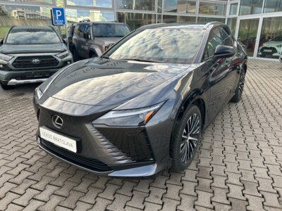 Lexus RZ