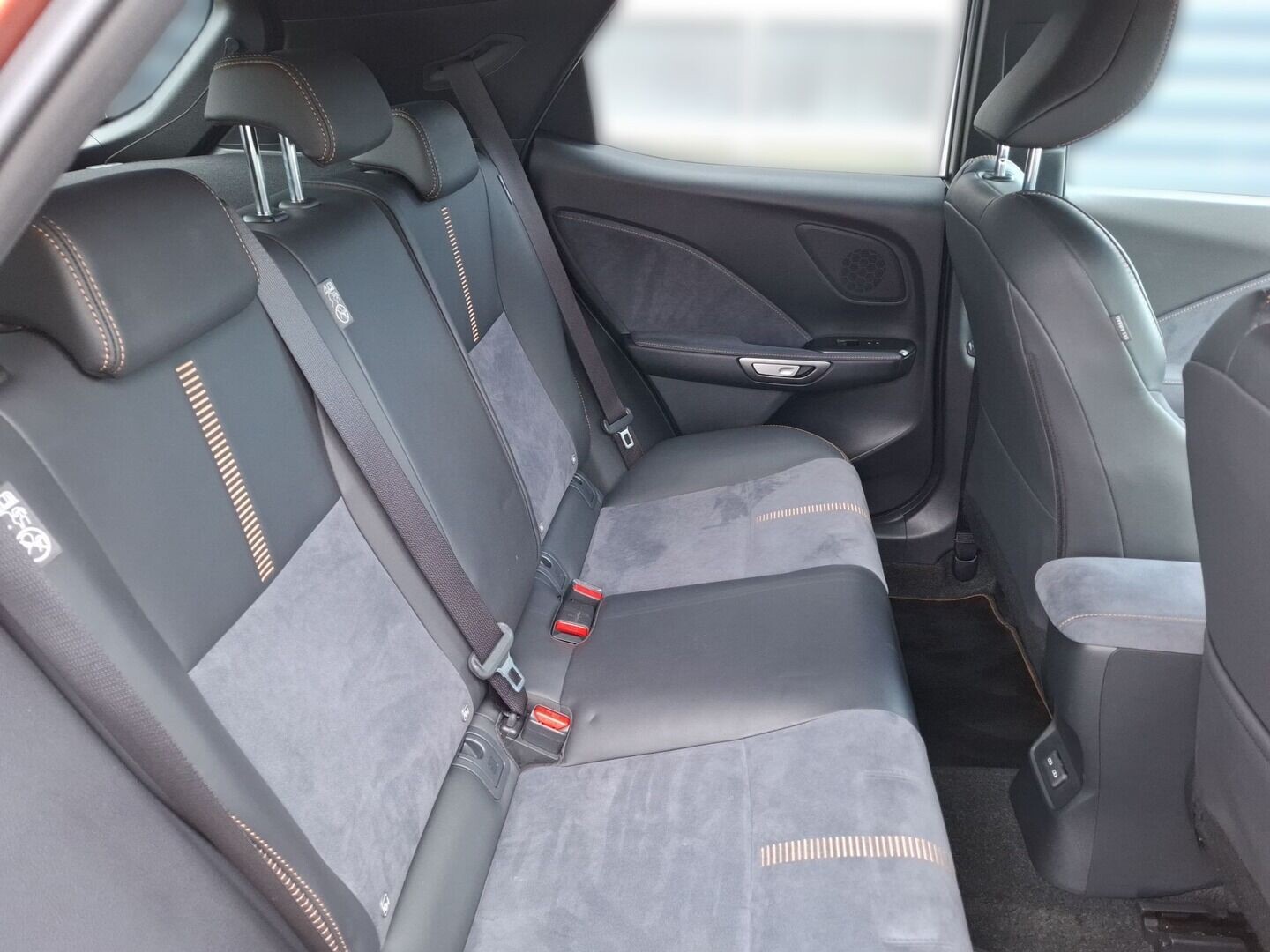 Lexus LBX