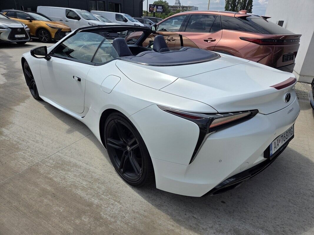 Lexus LC