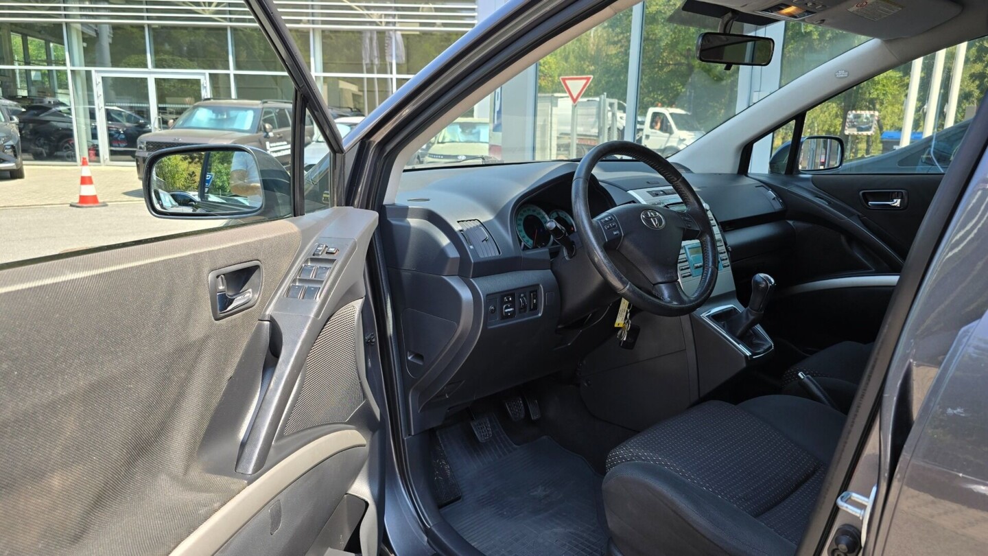 Toyota Corolla Verso