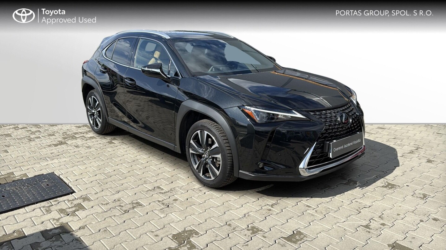 Lexus UX
