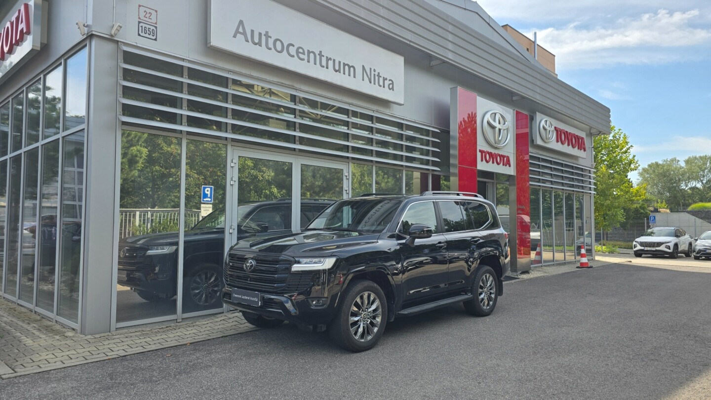 Toyota Land Cruiser