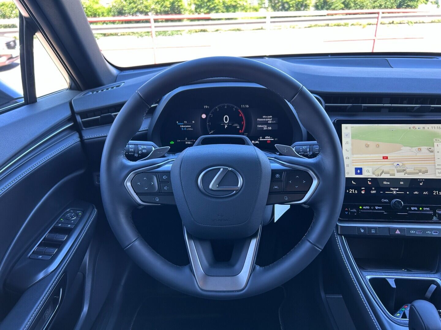Lexus LBX