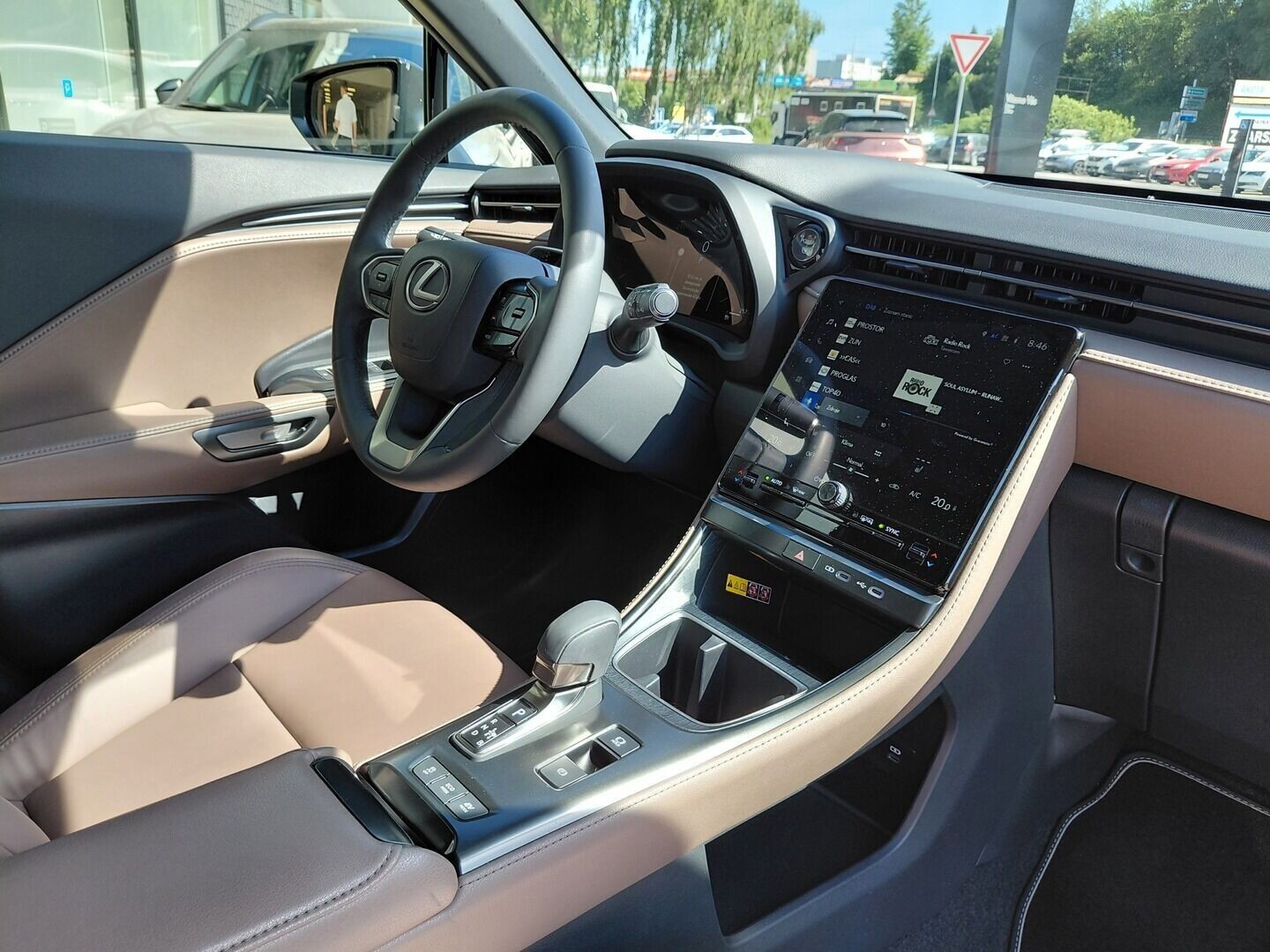 Lexus LBX