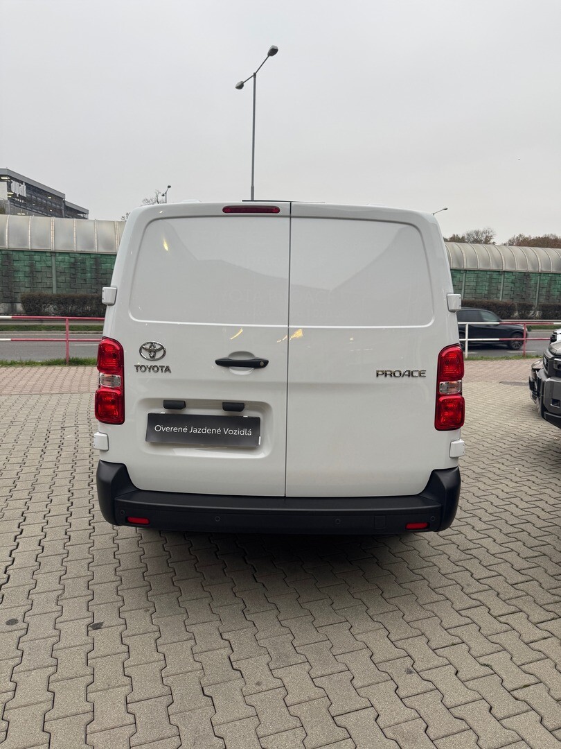 Toyota PROACE