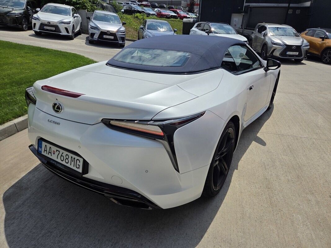 Lexus LC