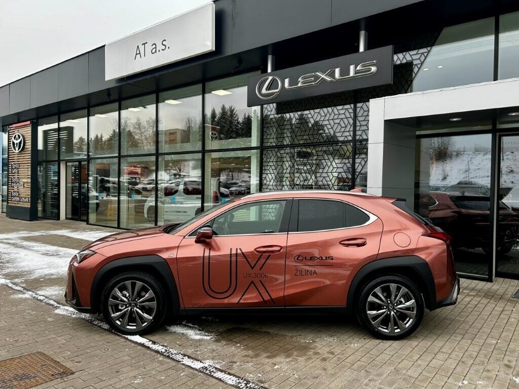 Lexus UX