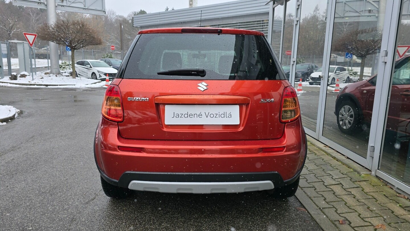 Suzuki SX4