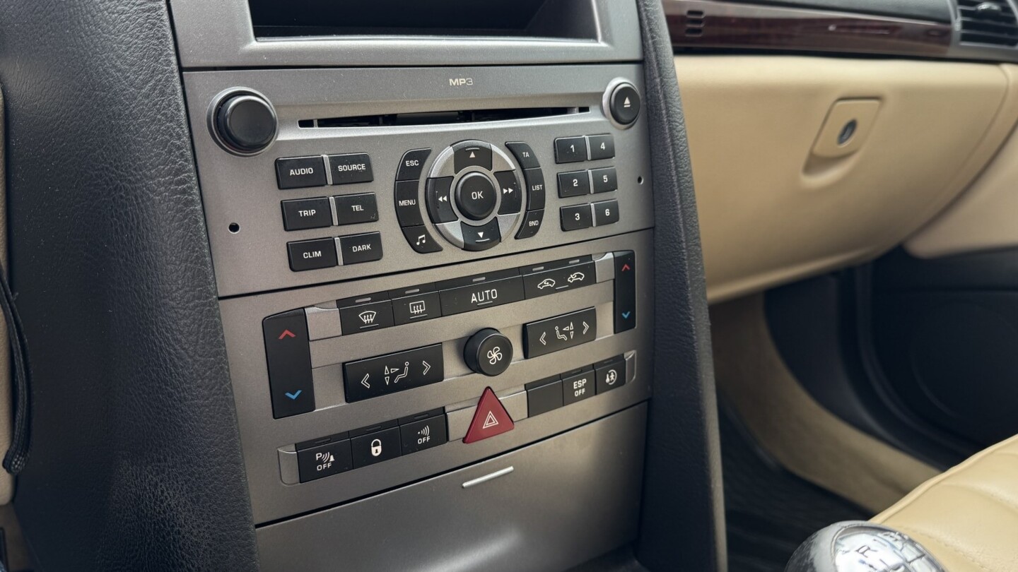 Peugeot 407
