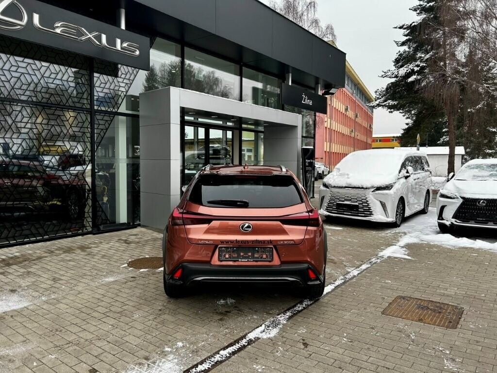 Lexus UX