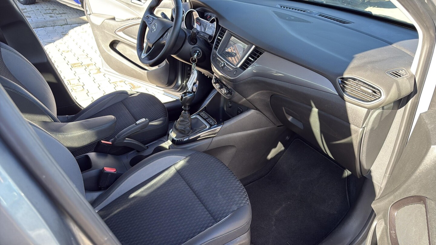 Opel Crossland X