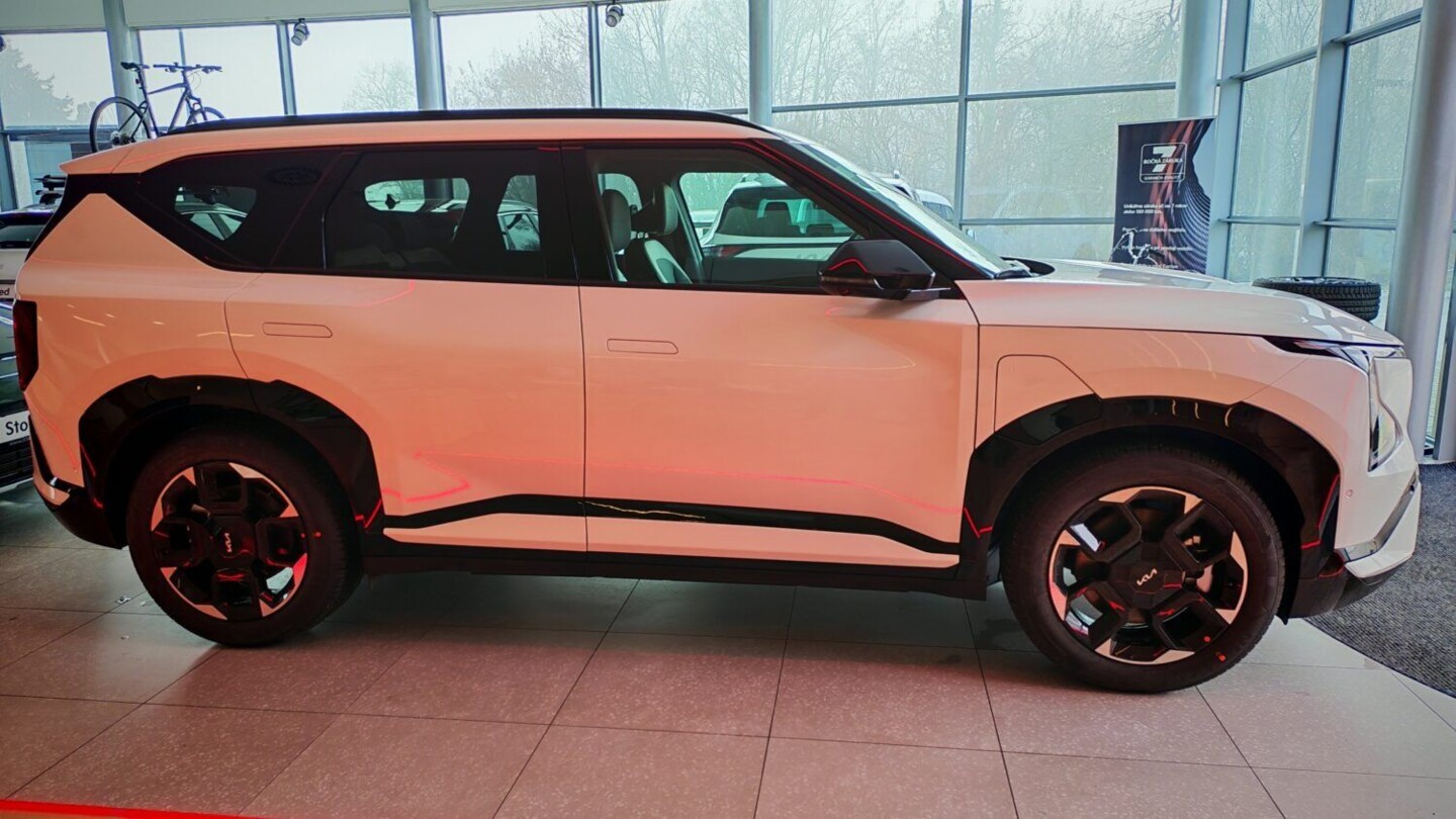 Kia EV5