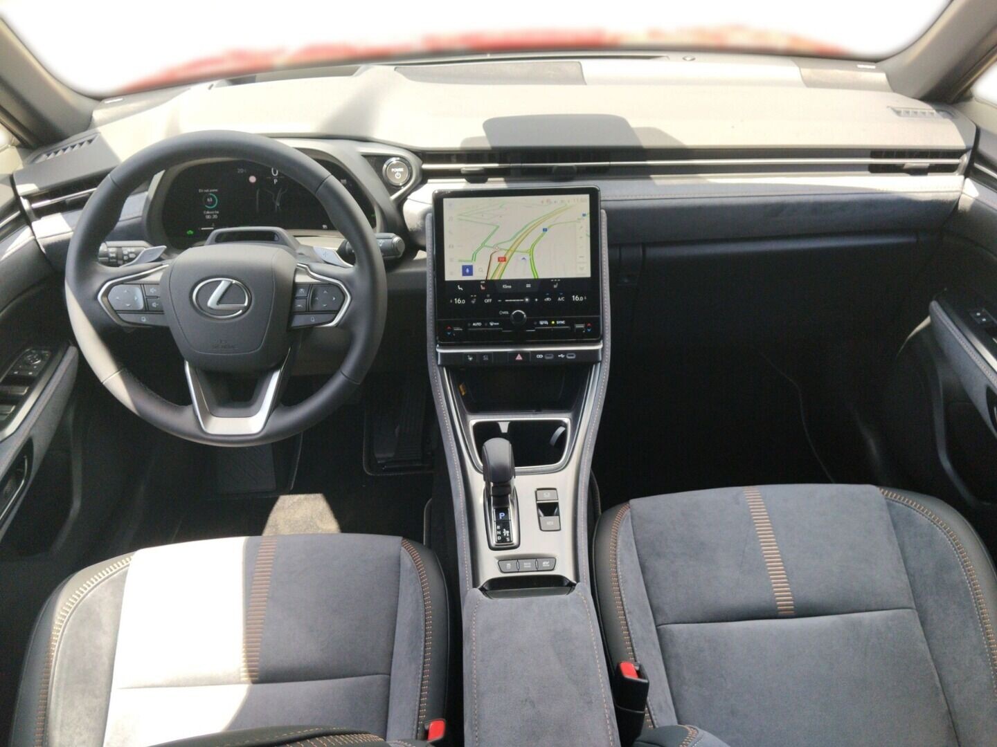Lexus LBX